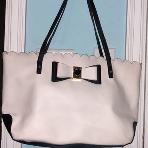 Betsey Johnson White & Black Tote Purse
